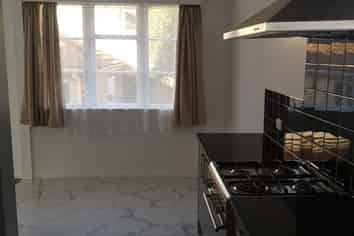 1 William Blofield Avenue, Mount Albert