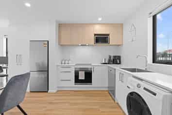 1/55 Stanmore Road, Linwood