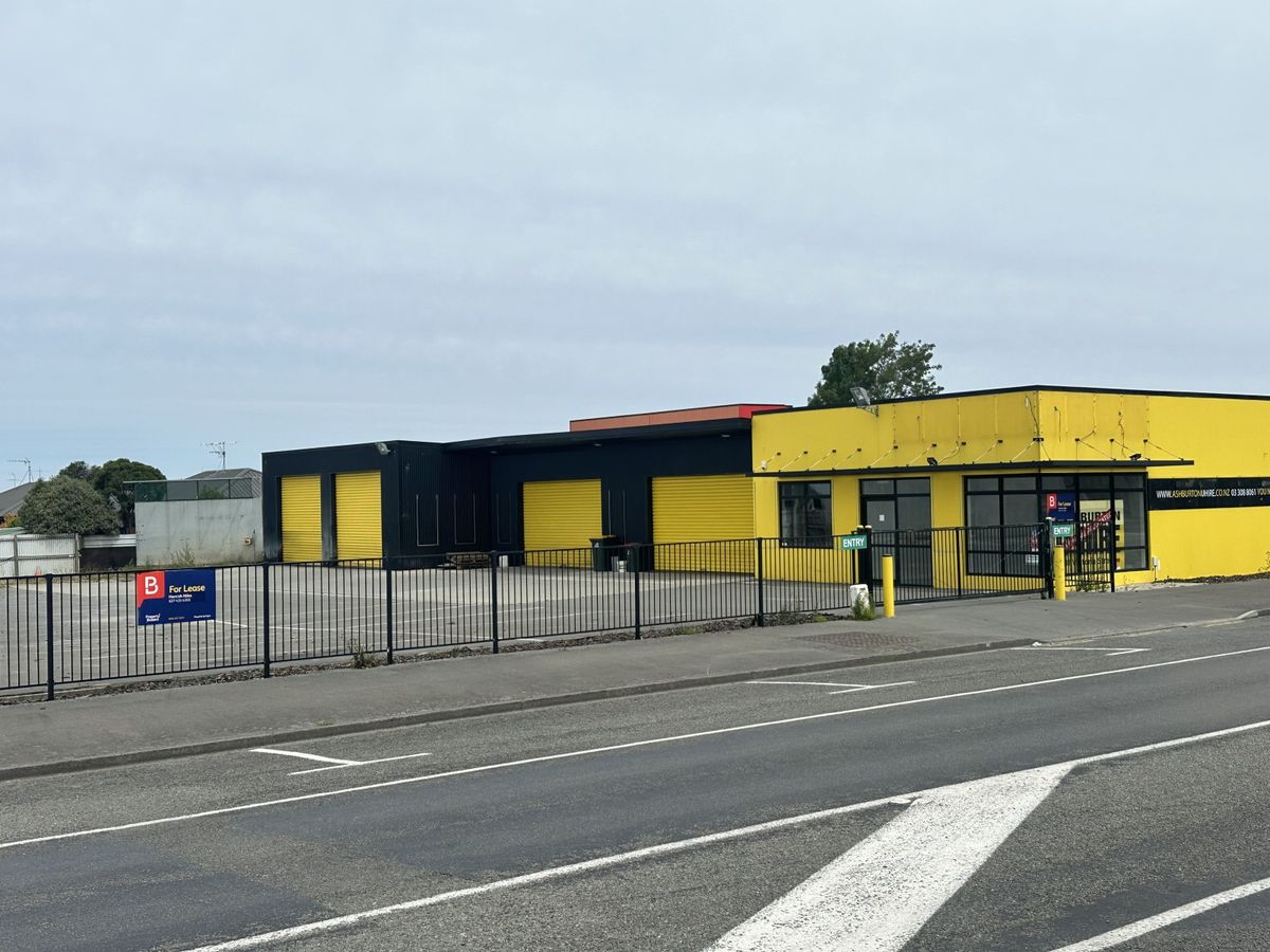 Versatile commercial property for lease