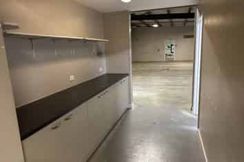 Versatile commercial property for lease