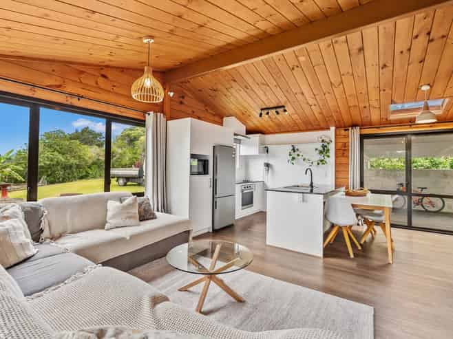 89 Fisher Terrace, Kamo