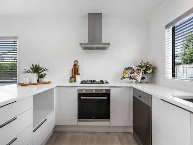 17 Biplane Street, Takanini