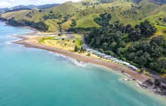 Tram 7 949 Thames Coast Road, Waikawau