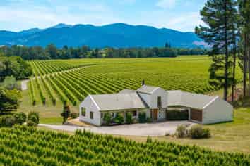 304 Dog Point Road, Hawkesbury