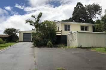 18 Brigitte View , Snells Beach