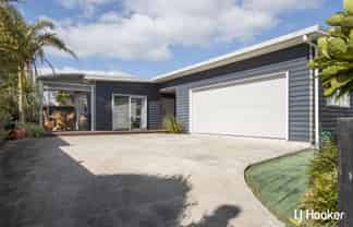 11A Hillview Road, Waihi Beach
