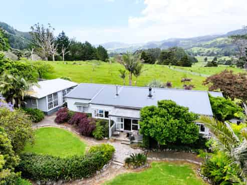 7046 State Highway 12, Waimamaku