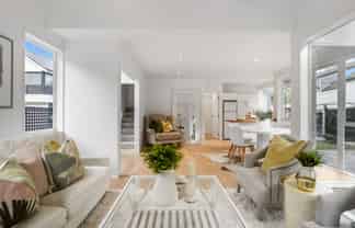 2/20 King Edward Parade, Devonport