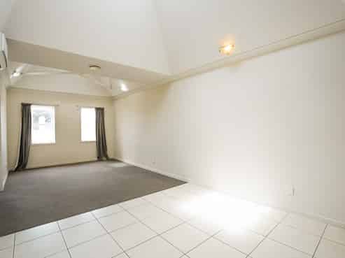 6/2 Averill Street, Papakura