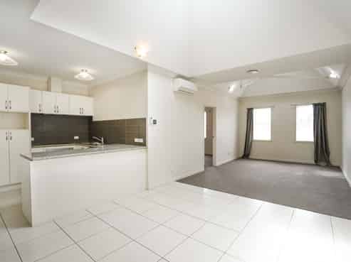 6/2 Averill Street, Papakura