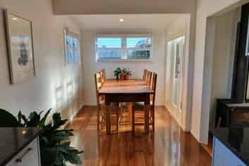 33 Preston Ave, Mount Albert