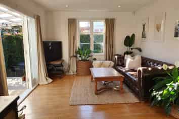 33 Preston Ave, Mount Albert