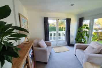 33 Preston Ave, Mount Albert