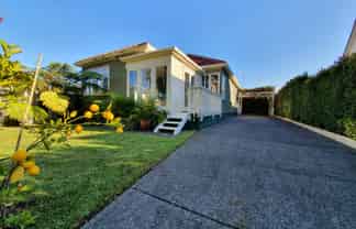 33 Preston Ave, Mount Albert