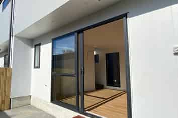 466 Wilsons Road North, Waltham