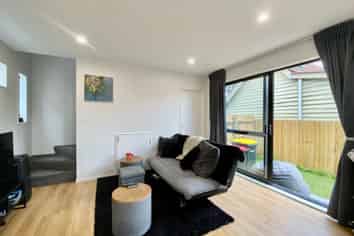 466 Wilsons Road North, Waltham