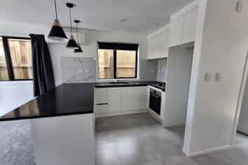 1/41 Inuwai Street, Glenview