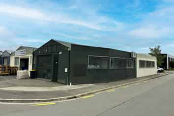  Industrial Unit with Flexible Use Options