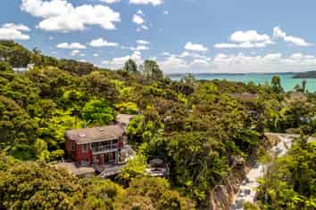 14 Major Bridge Drive, Russell