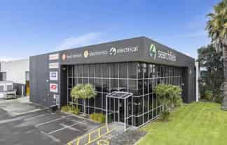 WELL POSITIONED INDUSTRIAL UNIT
