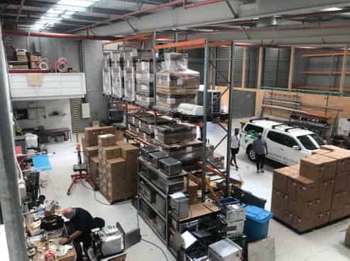 WELL POSITIONED INDUSTRIAL UNIT
