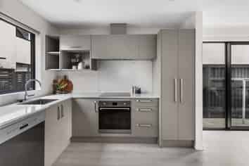 4/64 Brockworth Place , Riccarton