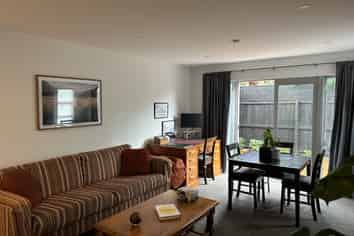 2/25 Champion Street , Edgeware