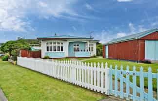 206 Marine Parade, Bluff