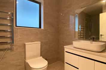 20A Neil Avenue, Te Atatu Peninsula