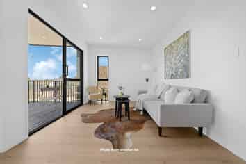 Lot 2 11 Funnell Place, Manurewa