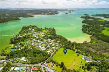 1 Deeming Road, Russell