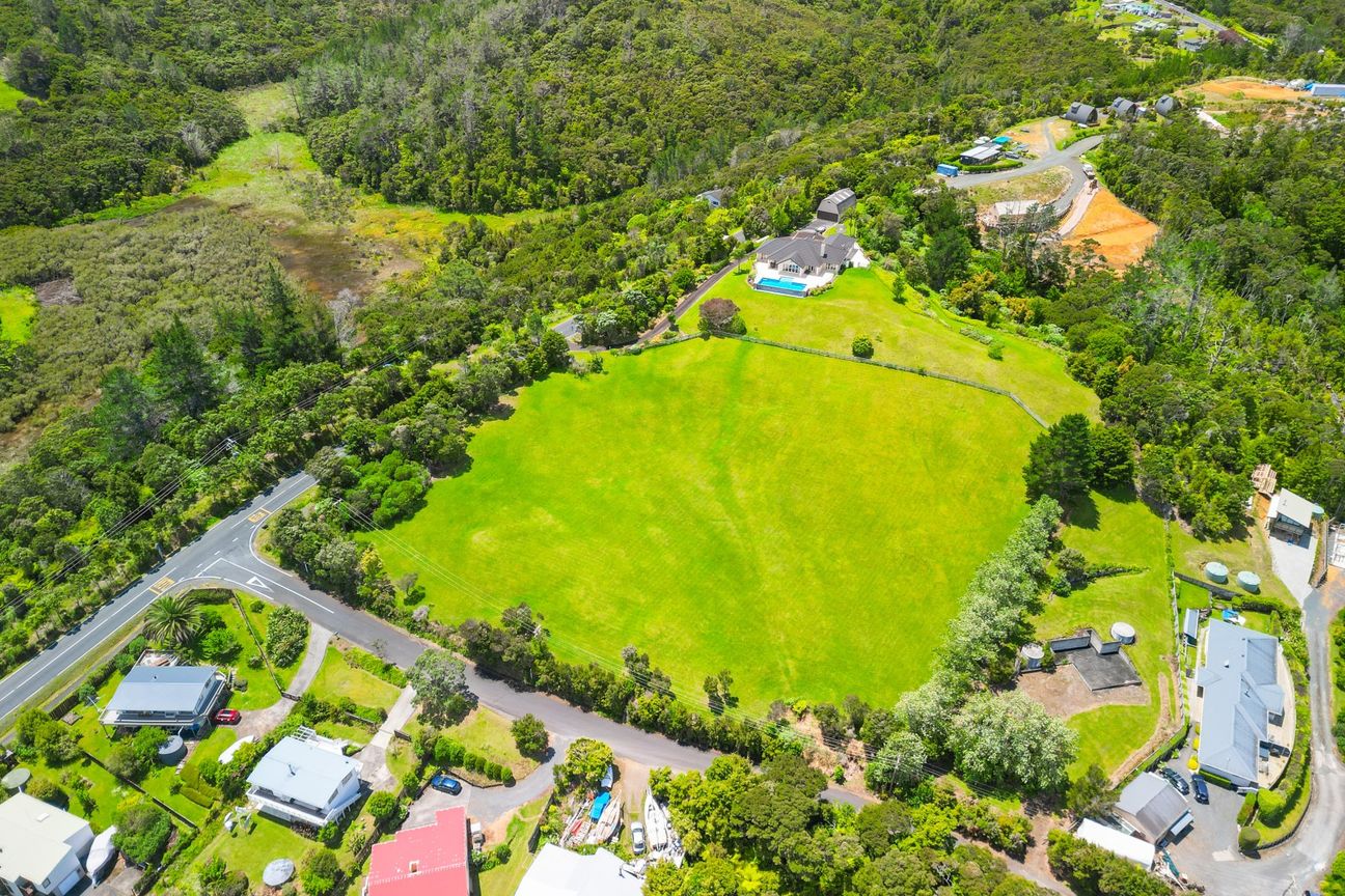 Land opportunity with sweeping sea views - Widok 3