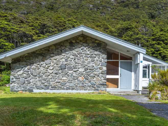 71 School Terrace, Arthur's Pass