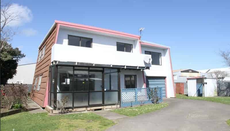 A/92 Victoria Street, Hawera