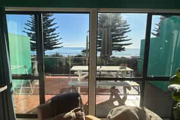 2/232 Ocean Road, Ohope