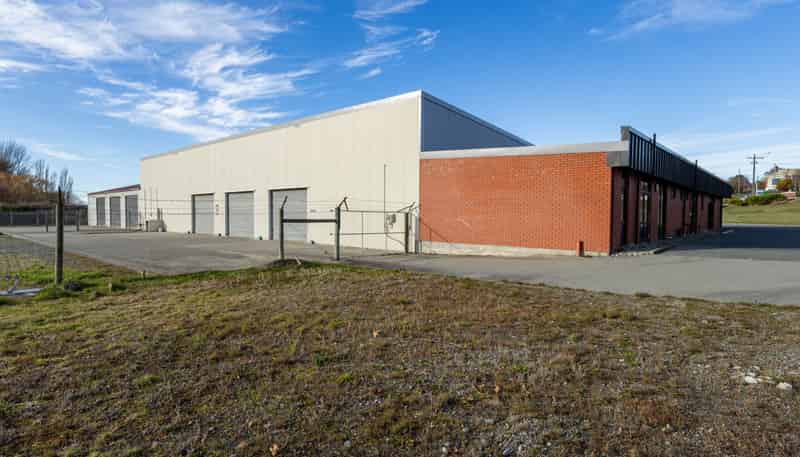 5 and 7 Eversley Street, Waimataitai