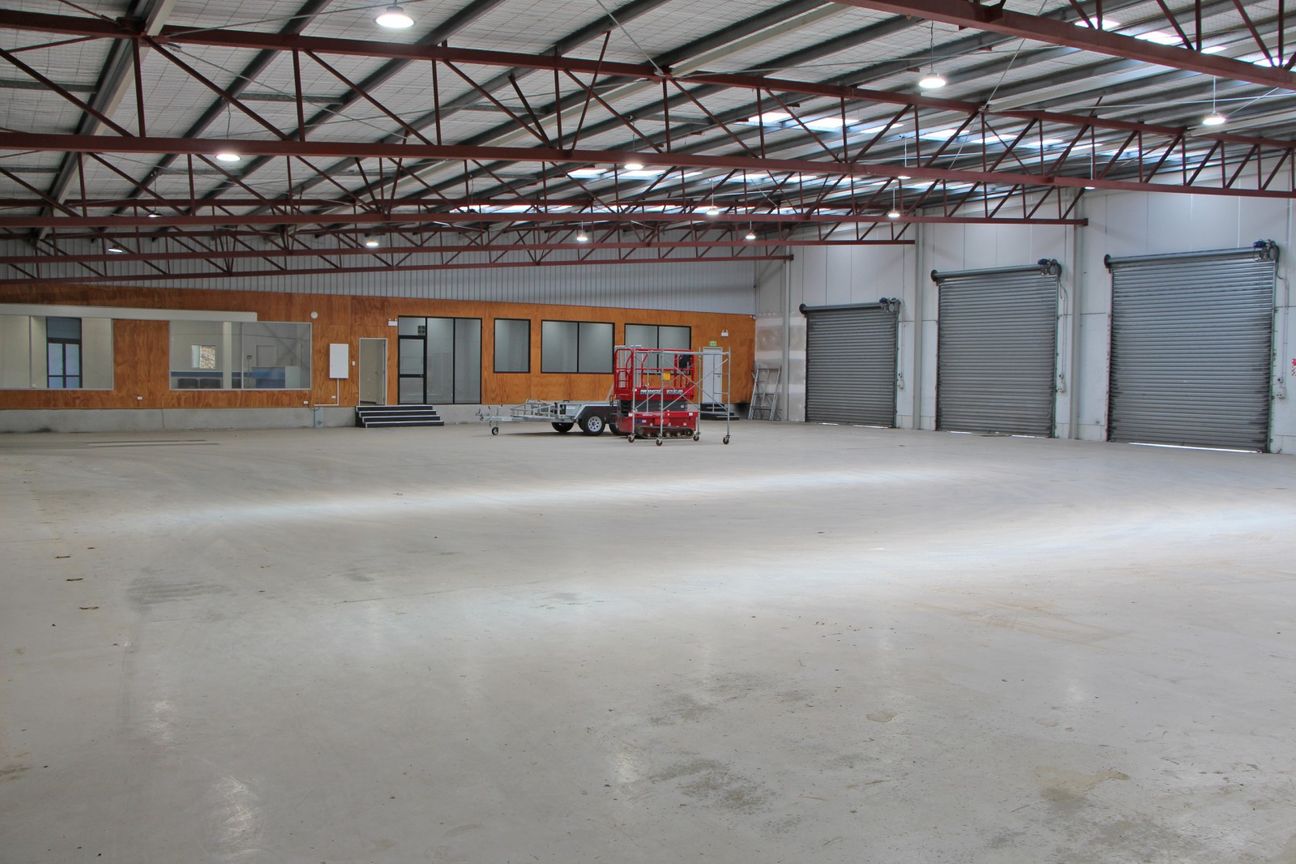 Two Buildings For Lease - Vista 3