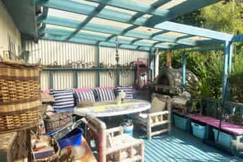 5 Askew Avenue, Rakino Island