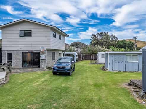 44B Mataikona Road, Whakataki