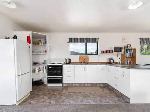 44B Mataikona Road, Whakataki