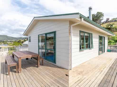 44B Mataikona Road, Whakataki