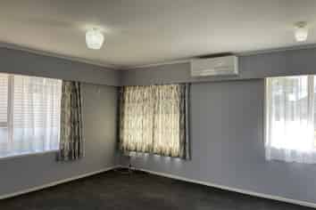 2/133 Wyllie Road, Papatoetoe