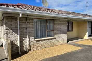 2/133 Wyllie Road, Papatoetoe