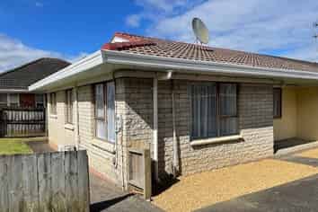 2/133 Wyllie Road, Papatoetoe