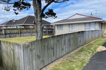 2/133 Wyllie Road, Papatoetoe