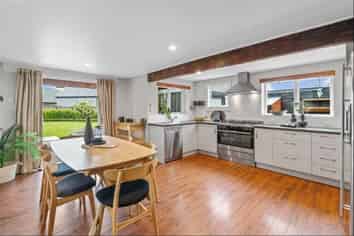 11 Meredith Street , Addington