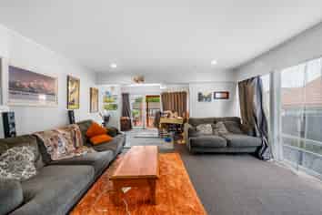 15 Romford Road, Papatoetoe