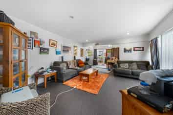 15 Romford Road, Papatoetoe