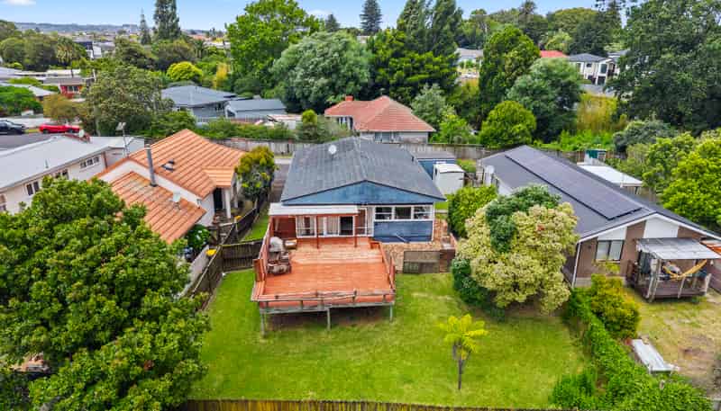 15 Romford Road, Papatoetoe