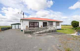 754 State Highway 25, Waitakaruru